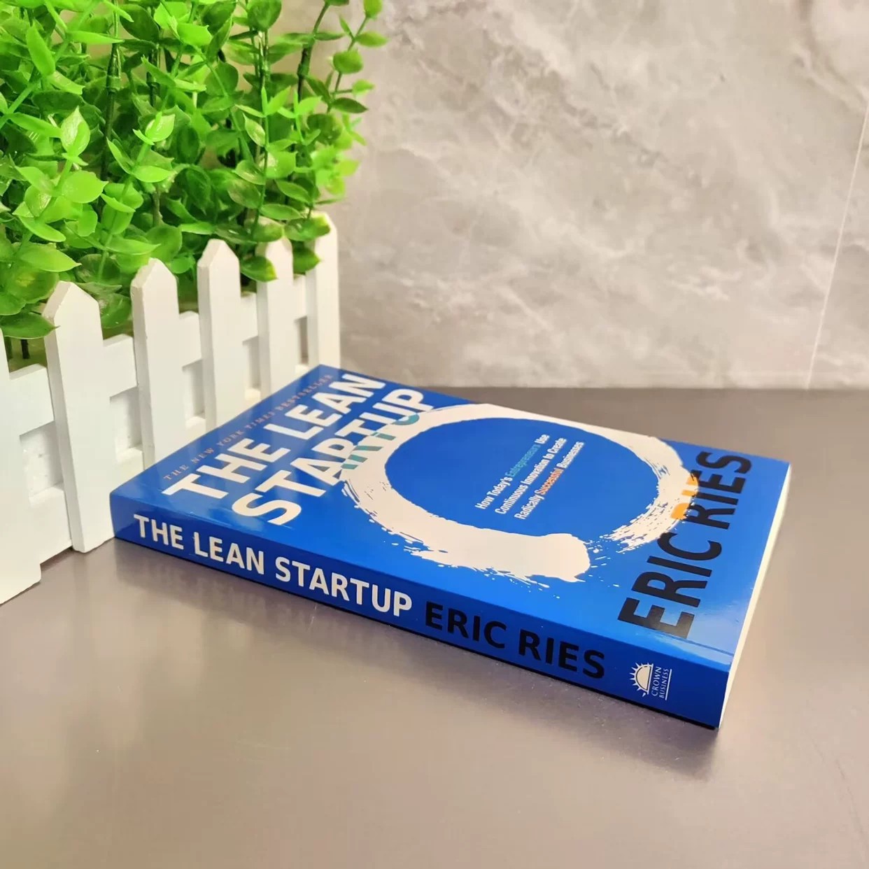 The Lean Startup de Eric Ries, - Commercial Printing Books reseña y precio